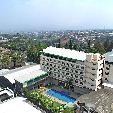 Novena Hotel Bandung Lembang Buitenkant foto