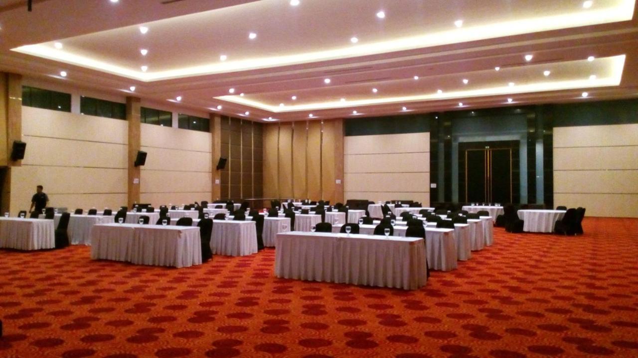 Novena Hotel Bandung Lembang Buitenkant foto